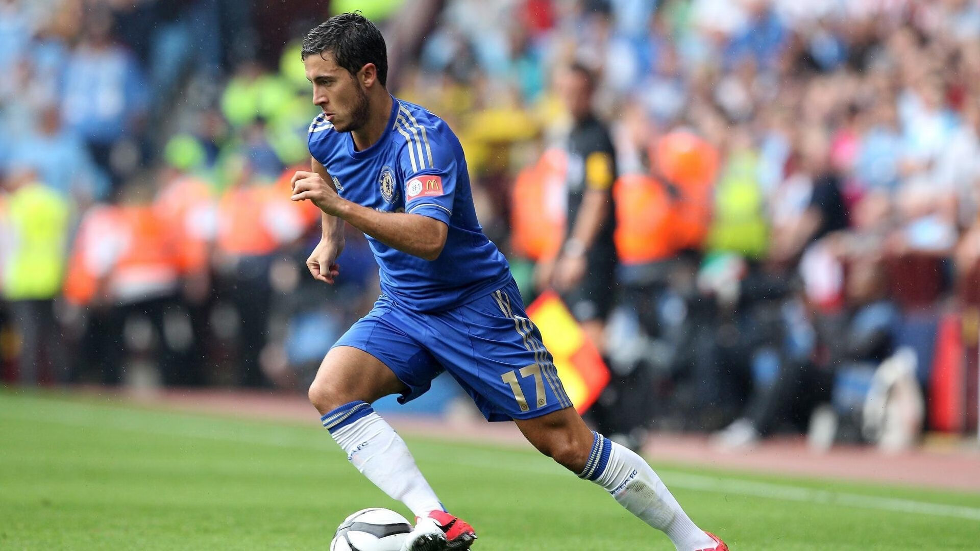 -皇家马德里引发争议！，德罗巴官方宣布刷新纪录新规热度持续攀升